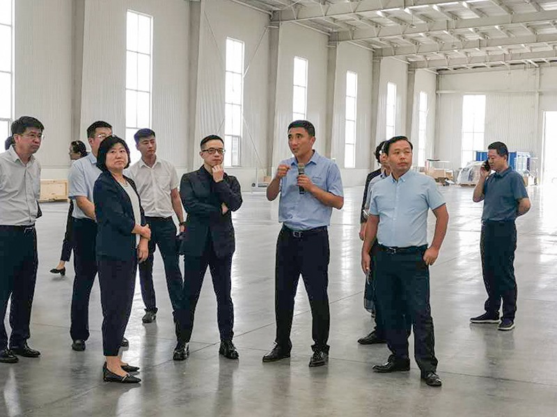 2020年9月中關(guān)村科技園區(qū)管理委員會(huì)副主任翁啟文，中信聯(lián)副理事長(zhǎng)兼秘書長(zhǎng)、北京國(guó)信數(shù)字化轉(zhuǎn)型技術(shù)研究院院長(zhǎng)周劍來(lái)晶創(chuàng)考察指導(dǎo)